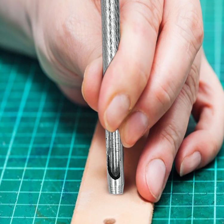 皮带冲孔器皮革打孔器冲子圆冲头香菇椴木表带开孔工具家用手E18