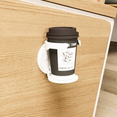 新しいカップ棚寮の良いテーブルのそばにコップ棚のデスクトップのパソコンの机を置いて、カップ棚の固定のカップホルダーを収納します。