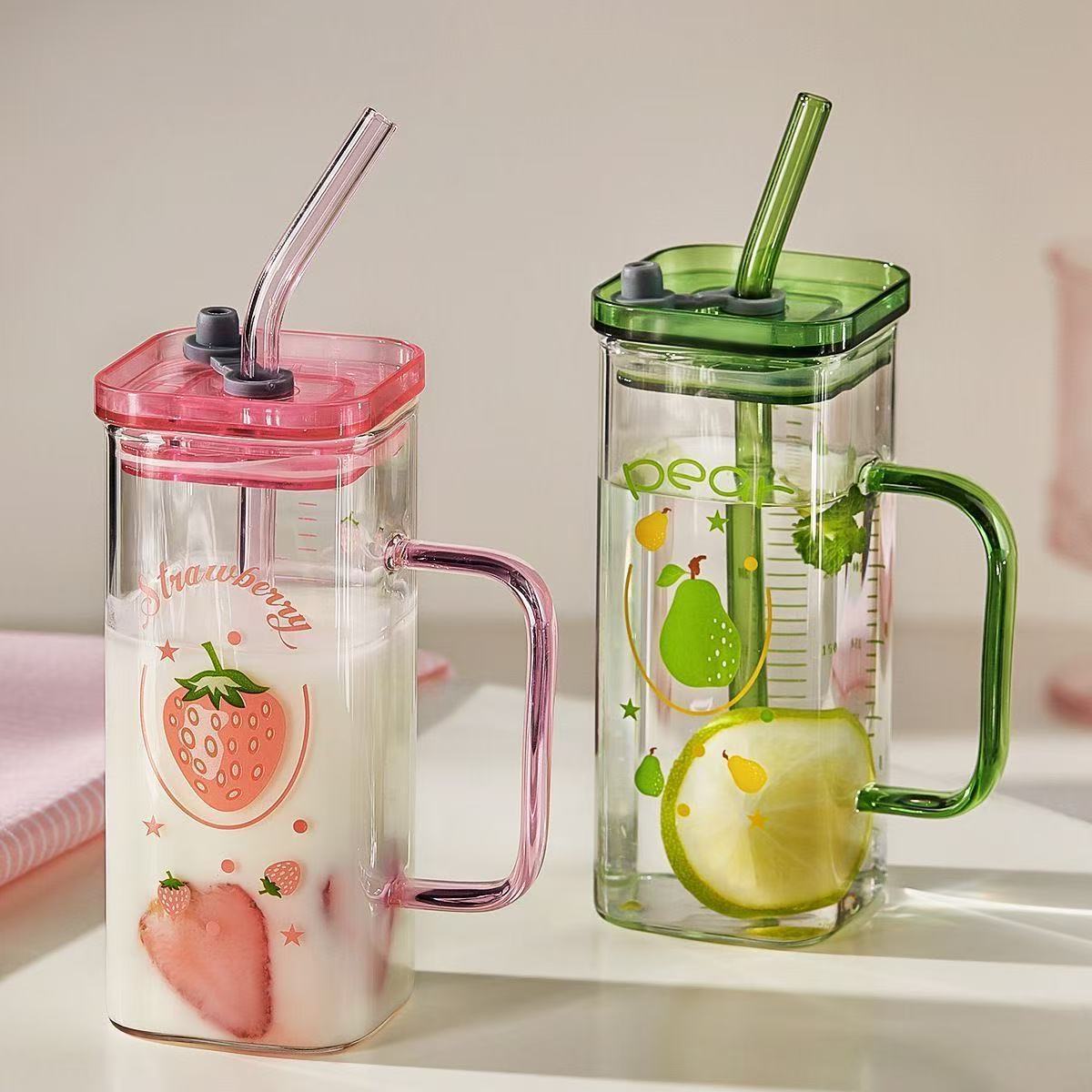 Tazas de mano de alto silicio de vidrio de color de alto valor de visualización tazas de agua tazas de leche tazas de paja tazas de jugo de frutas