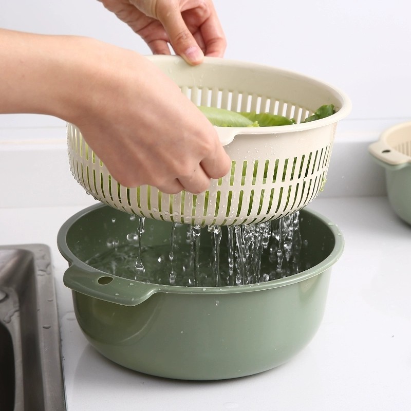 Double-layer drain basket, fruit bowl drain basket for home use, kitchen plastic round two-layer hollow vegetable washing basket
