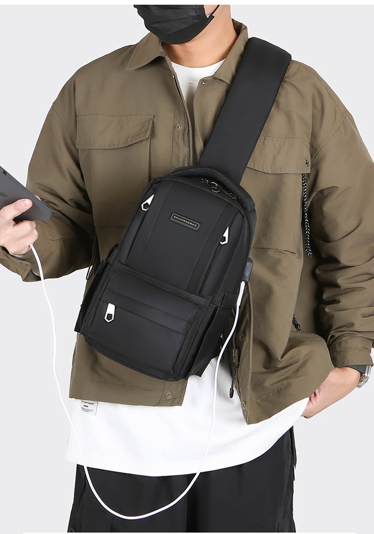 2024 New men's chest bag, trendy casual single-shoulder bag, cross-border water-resistant crossbody bag, USB rechargeable men's bag Application Scenario