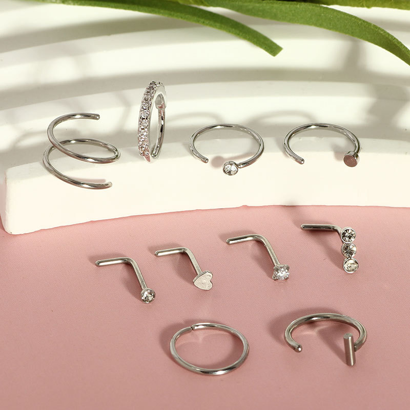 Labret piercing jewelry detail image
