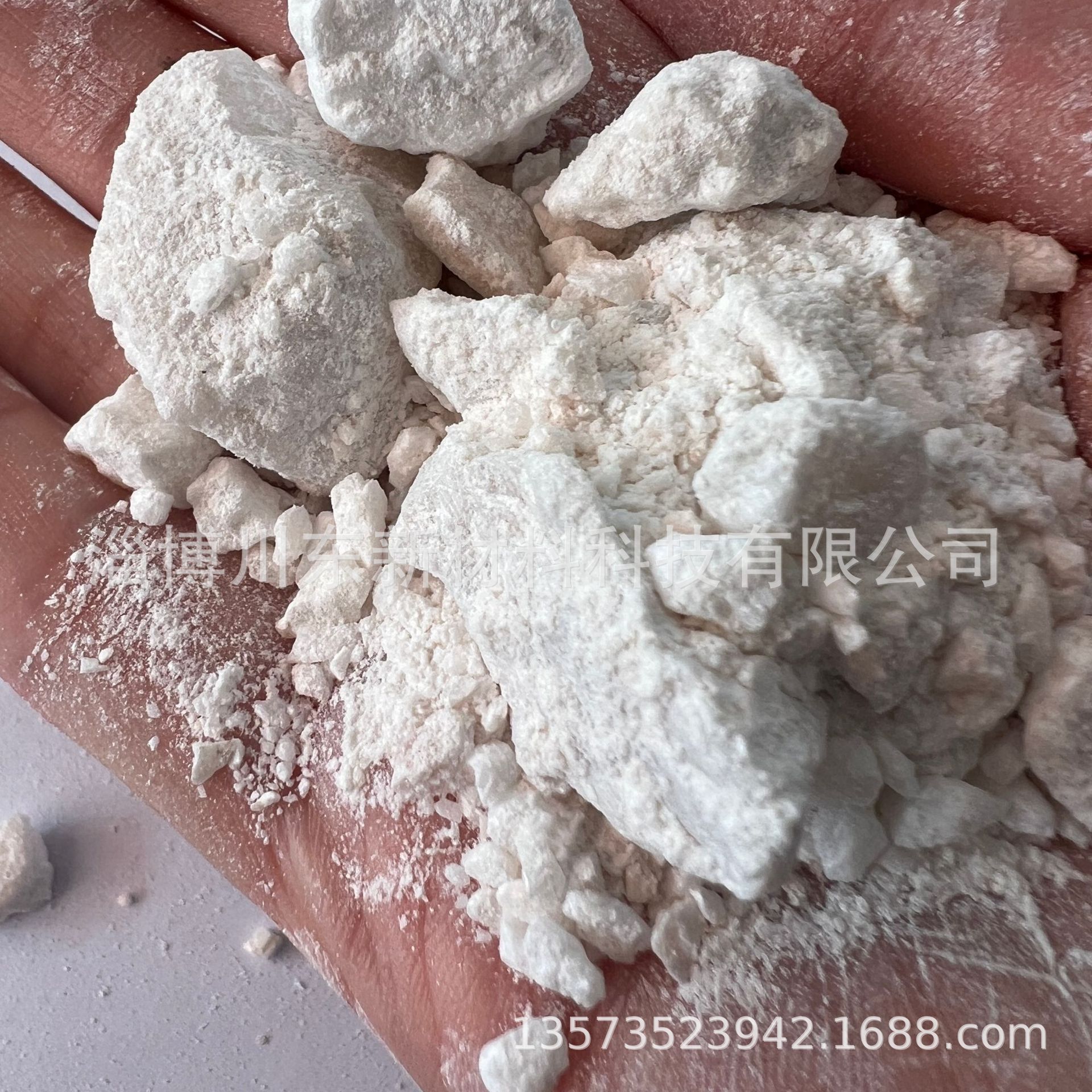 大量出口 坯体用颗粒滑石 TALC 菱镁矿 含镁高白度好 日用瓷坯料