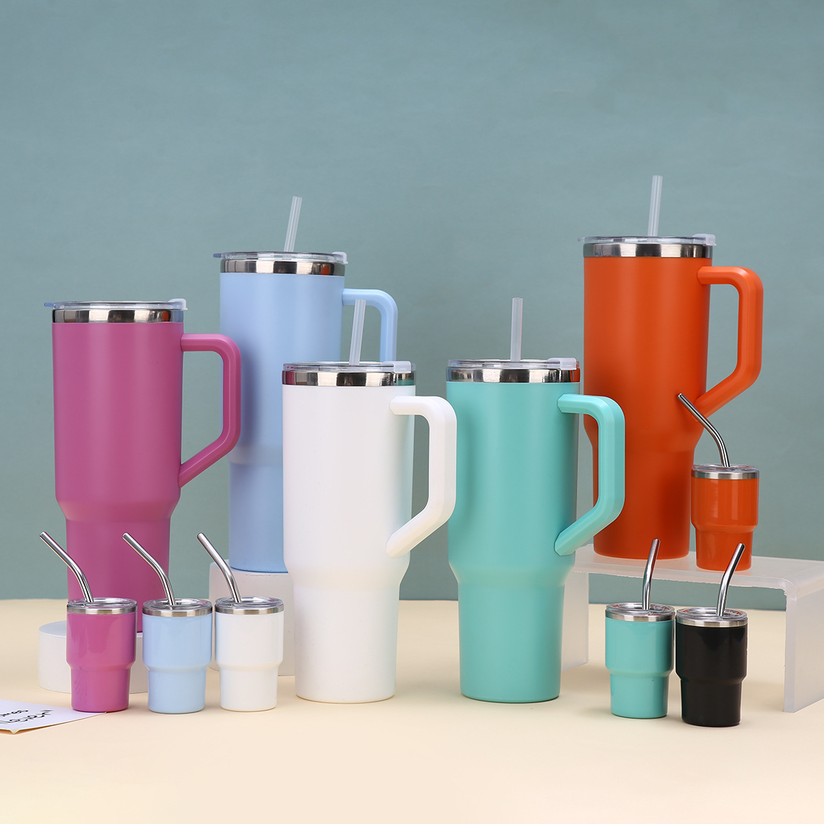Nuevo conjunto de cinco piezas de acero exterior de plástico 40oz taza de hielo de gran capacidad taza de paja de color sólido taza de mango portátil