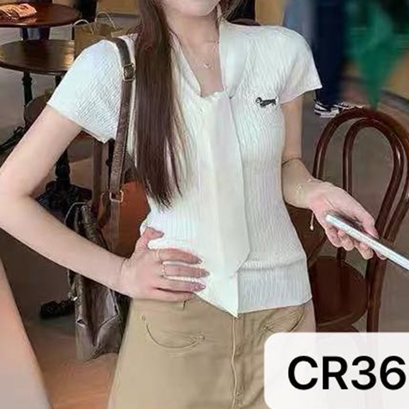 Young Scarf Collar Dachshund Embroidered Knitted Short-Sleeved Tops Women's Sweaters Foreign Trade Cross-Border Factory Wholesale Young Scarf Collar Dachshund Embroidered Knitted Short-Sleeved Tops Women's Sweaters Foreign Trade Cross-Border Factory Wholesale