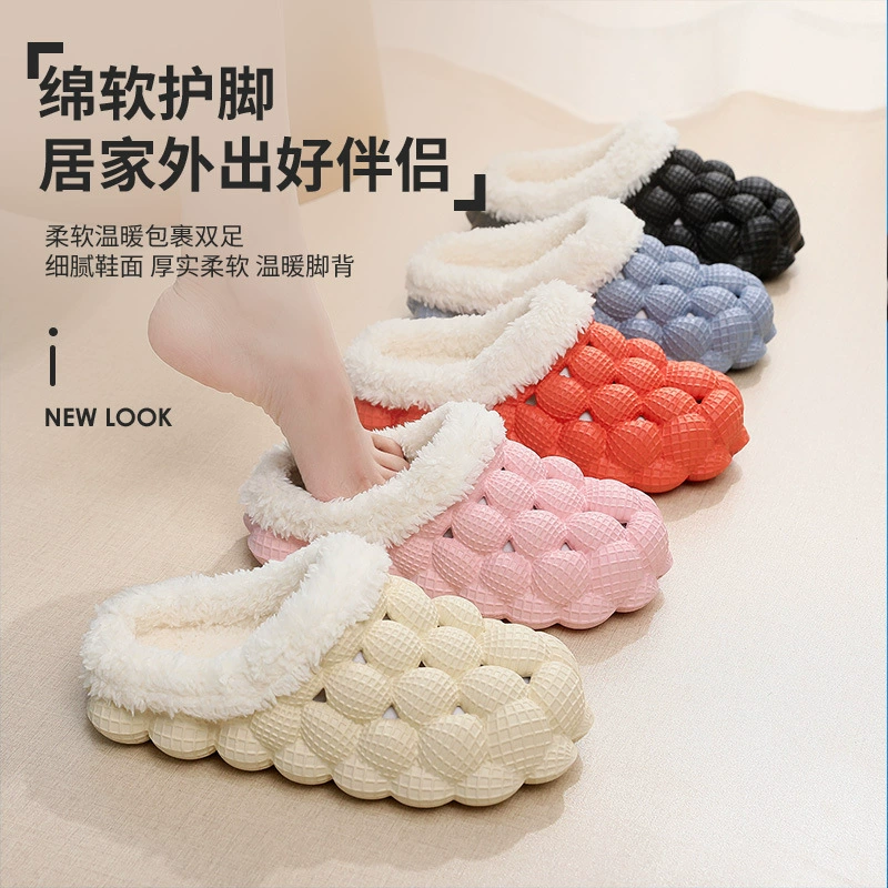 Оптовые новые зимние нескользящие хлопковые тапочки для женщин, которые можно носить на улице, меховые домашние сумки для пар, мужская и женская хлопковая обувь нового стиля.