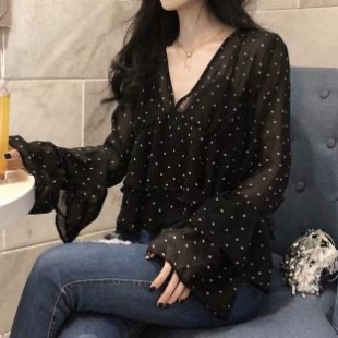 ѩ������Ů�b����Ư��С���̿�c�@���r�������L�������r������