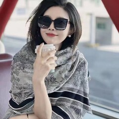 CD动物披肩丝巾140cm斜纹真丝围巾轻奢百搭高级感大方巾女士新款