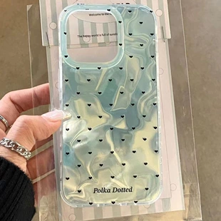 Чехол для iPhone 15 Pro Max — двухслойный мятно-зелёный волнистый дизайн с мелкими сердечками