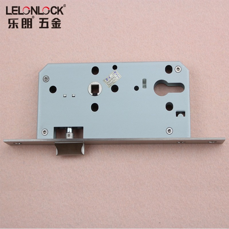 Cerradura de embutir de acero inoxidable estándar europeo 5572 al por mayor, cerradura para pasillo de evacuación, cerradura de lengüeta oblicua simple para puerta de paso ignífuga.