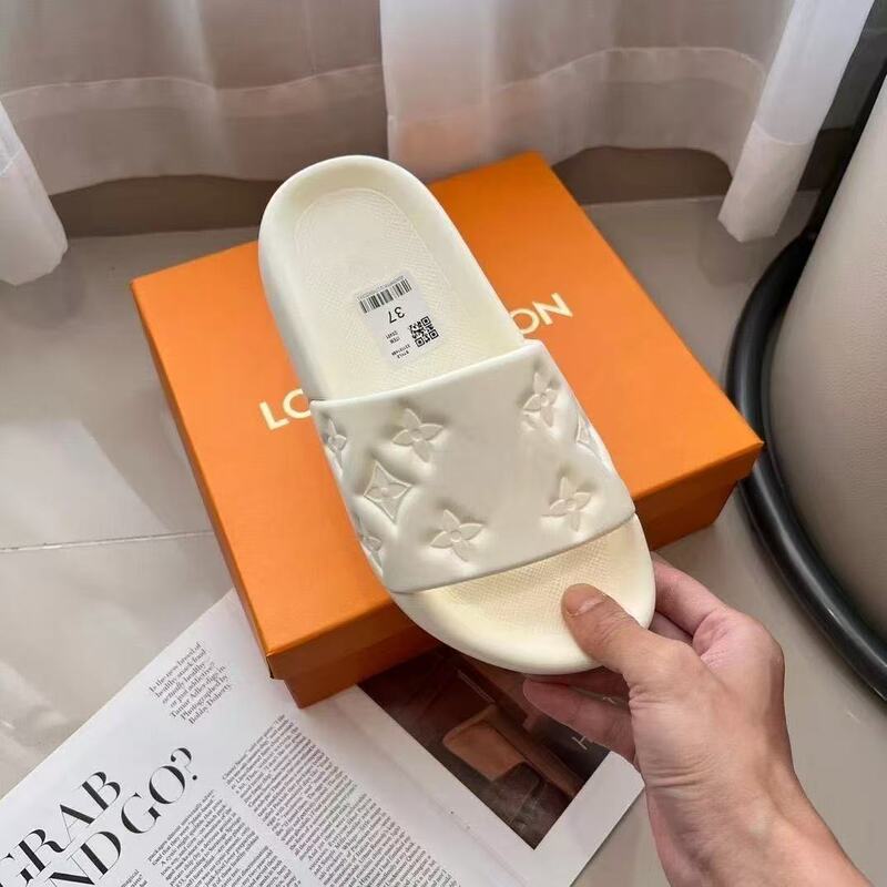 Cross-Border Foreign Trade European and American Style Slip-On Slippers for Couples, Outdoor Sandals, Indoor Men's and Women's Home Use Genuine Leather Slippers, Comfortable and Versatile Cross-Border Foreign Trade European and American Style Slip-On Slippers for Couples, Outdoor Sandals, Indoor Men's and Women's Home Use Genuine Leather Slippers, Comfortable and Versatile