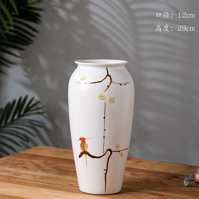 손으로 그린 까치 무 병