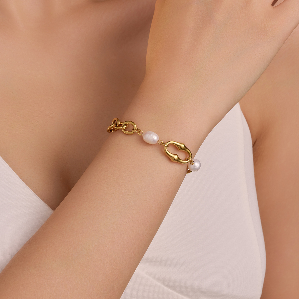 15g Weight PVD Coated Real Gold Plated Geometric 304 Stainless Steel Casual Simple Style Waterproof Non Tarnish 304 Stainless Steel Bracelets