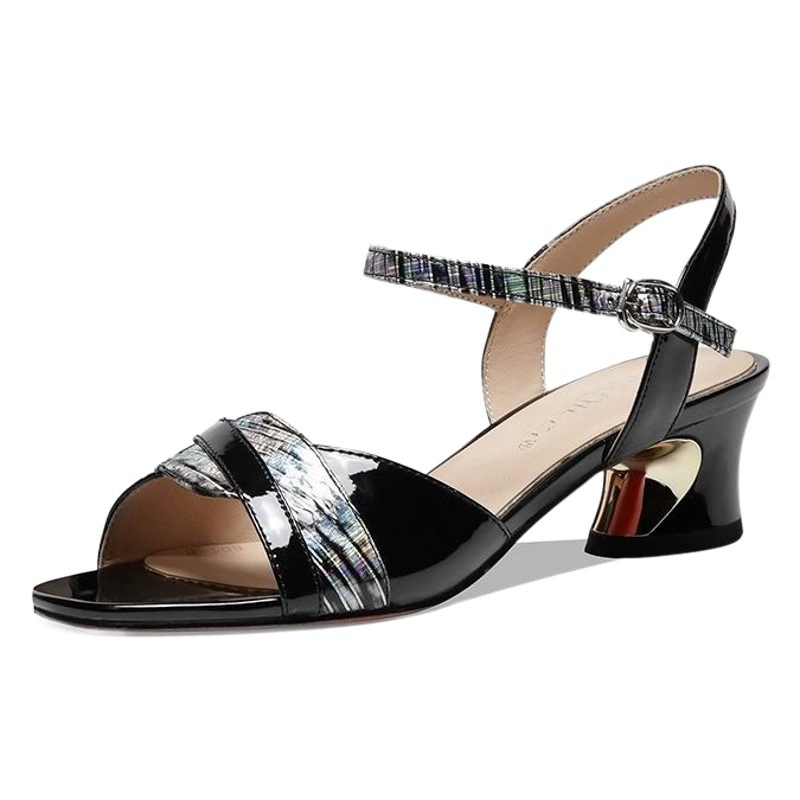 2024 новые мягкие кожаные сандалии женские летние туфли