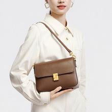 ���S��ƤŮ���r�аٴ��OӋ��С��б���Ů�μ�߼����¿�Ҹ�°�