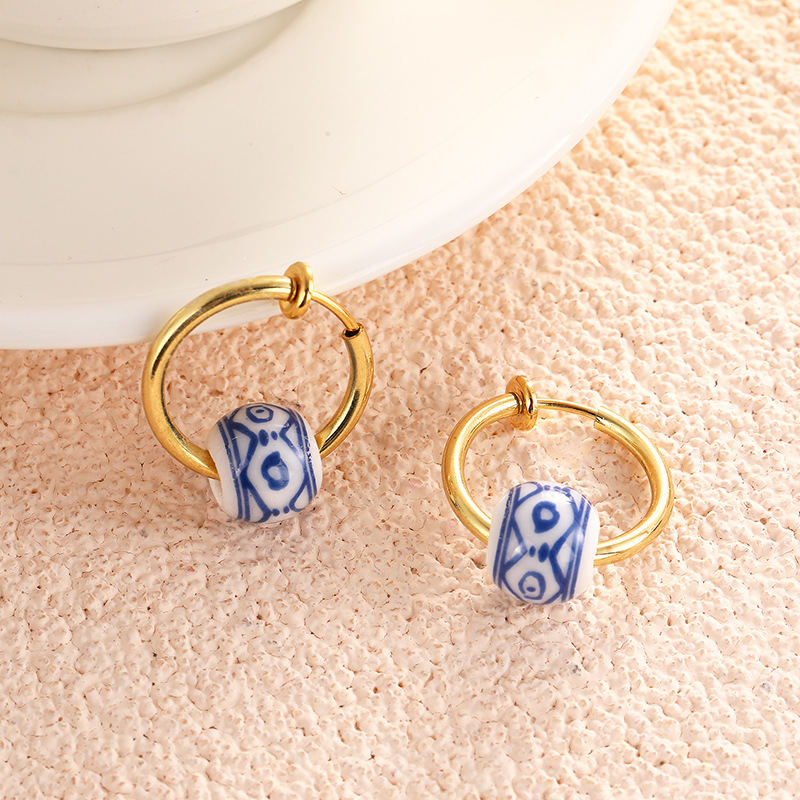 15g Weight Alloy Ear Needle Material Earrings Classification 1 Pair Quantity Daily Occasion Alloy, ceramics Material Flower, Grape Pattern Women's Gender Polished Finish Chinoiserie, Elegant Style 1 Pair Chinoiserie Elegant Flower Grape Alloy Ceramics Earrings 12