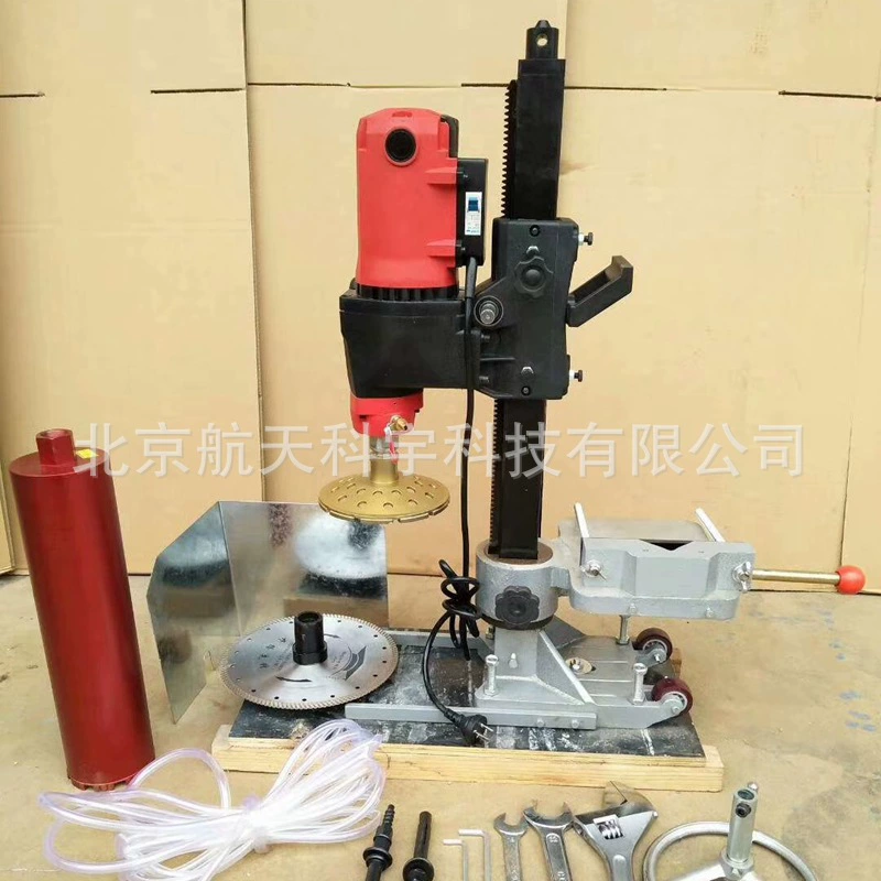 Готовая поставка многофункционального сверлильного и сверлильного станка по бетону, сверлильного и резки и шлифовального встроенного сверлильного станка.