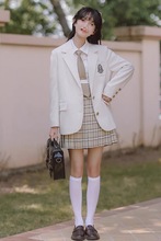 高校/制服学院风女西装外套上衣春秋冬.黑色杏色西服送微章