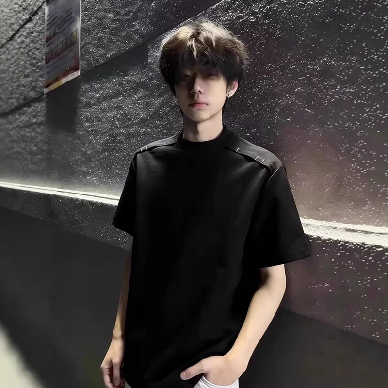 Black Small Neckline Regular Shoulder Short-Sleeve Men's Summer Cleanfit Deconstructed Patchwork T-Shirt Solid Color Heavy-Duty Half-Sleeve Black Small Neckline Regular Shoulder Short-Sleeve Men's Summer Cleanfit Deconstructed Patchwork T-Shirt Solid Color Heavy-Duty Half-Sleeve