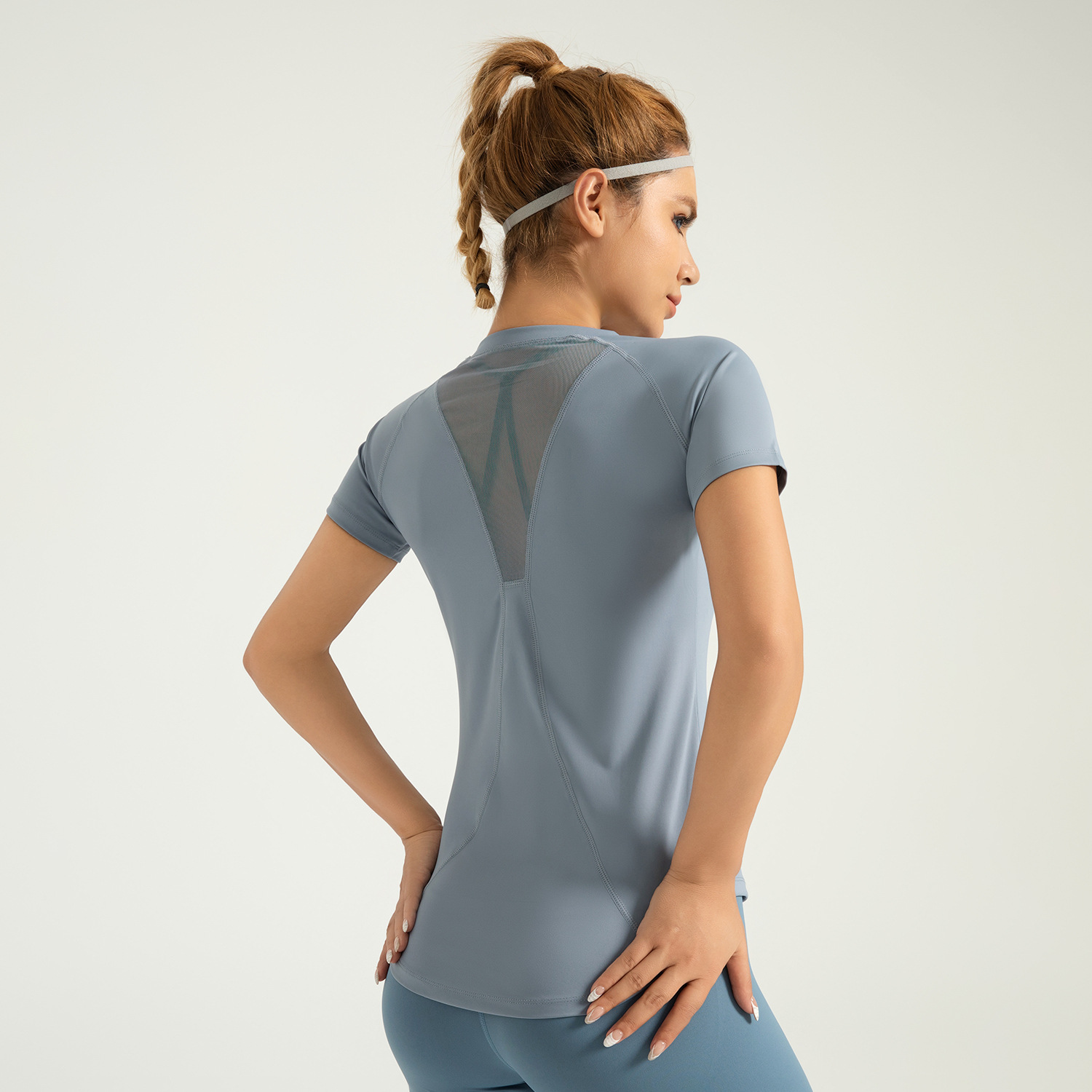 Juyi Tang área transfronteriza red de mangas cortas ropa deportiva de fitness de pecho plástico camiseta deportiva transpirable mujer