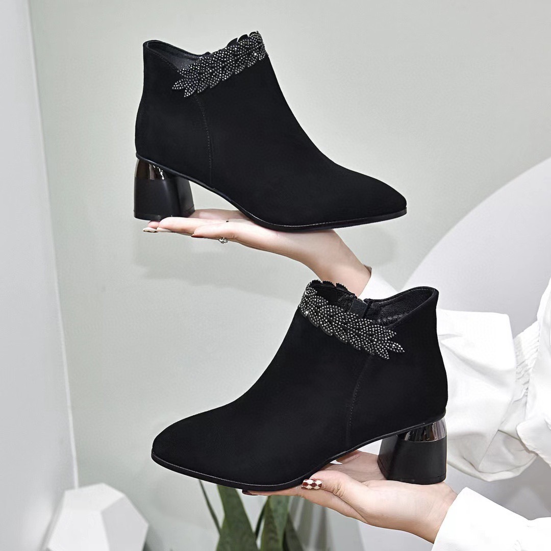 Fashionable demi-season low boots pointed-toe with rhinestones