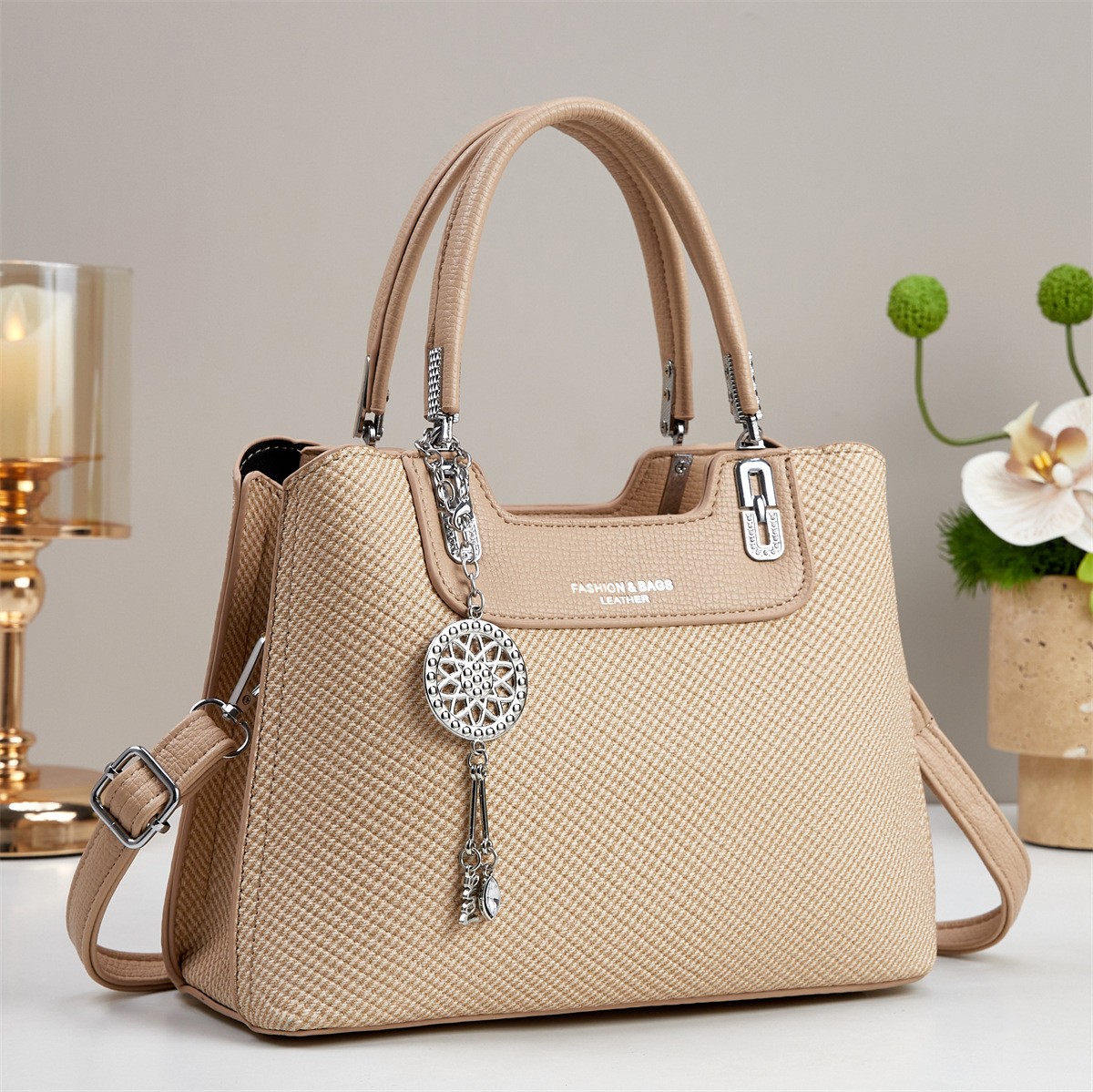 2025 nuevo bolso de mujer transfronterizo bolso de hombro de moda atmósfera bolso de mano de mujer mochila