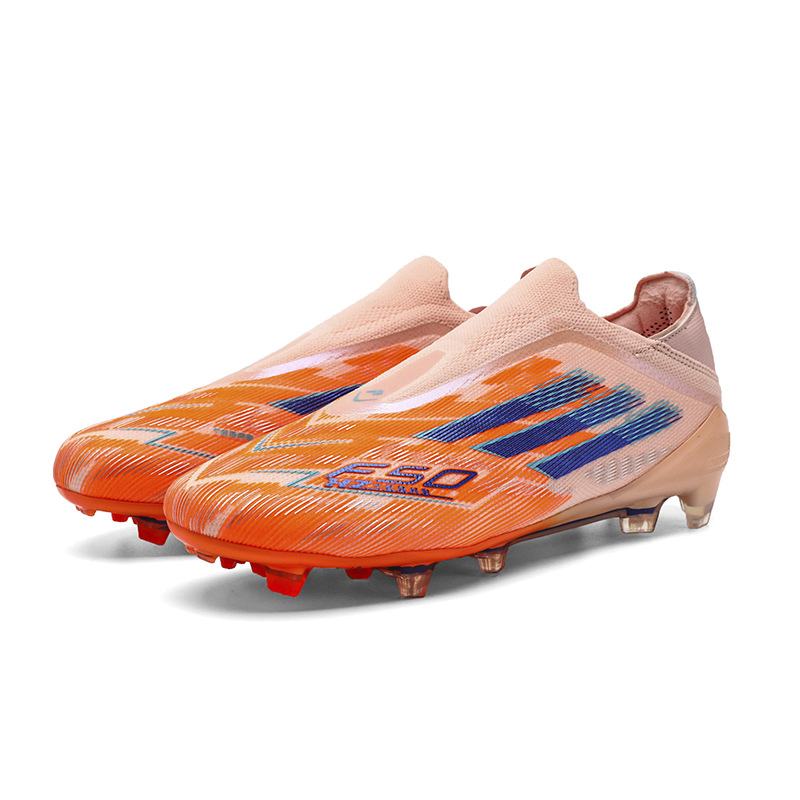 Nuevos zapatos de fútbol transfronterizos de la Copa del Mundo Putian, estudiantes adolescentes masculinos, zapatos de entrenamiento de carreras de clavos de clavos de clavos de fabricación
