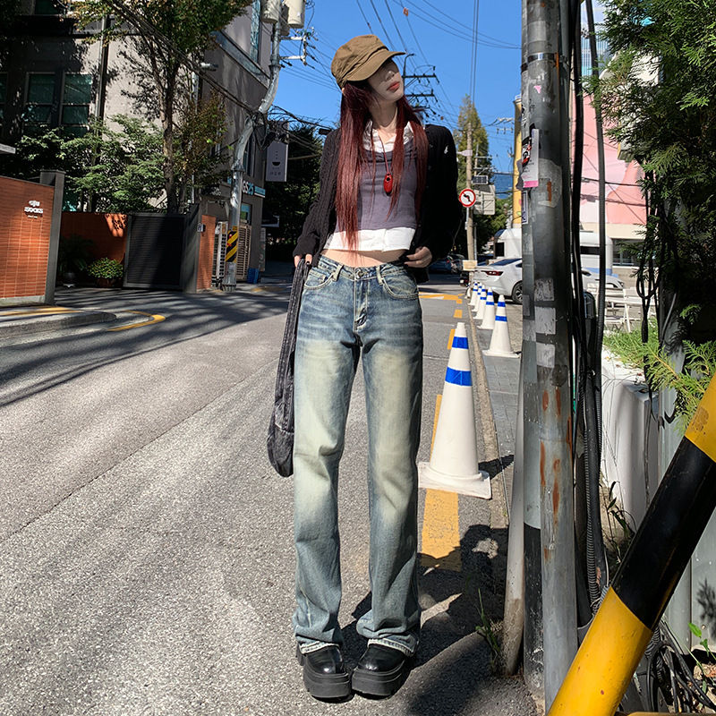 Trendy College-Style Jeans for Women, Versatile for Commuting, Washed with a Unique Cut, Slim-Fit, Loose Straight-Leg, Slimming Long Pants