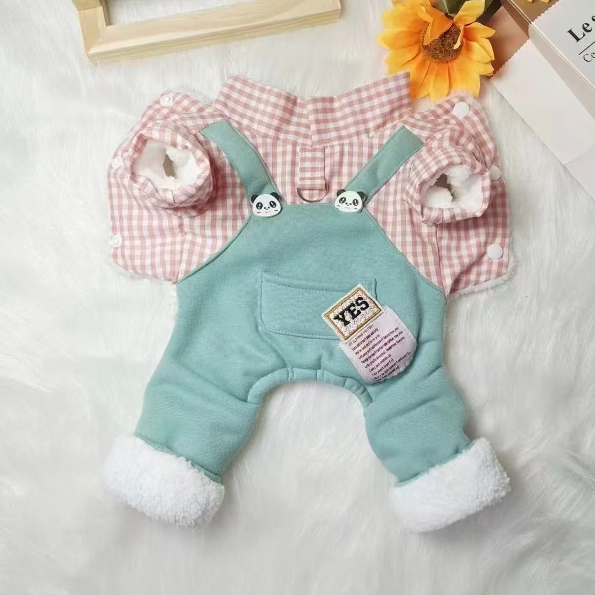 핑크 체크무늬 네발면 코트