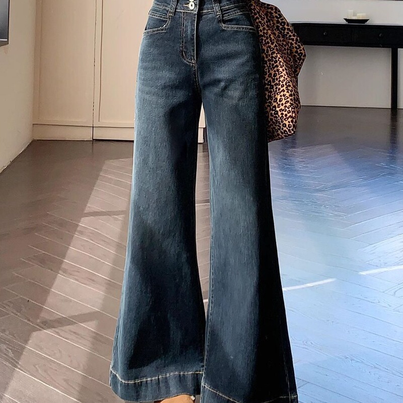 Hong Kong-Style Retro Wide-Leg Jeans for Women, Petite, Loose Fit, Slimming, Niche, Versatile, Flared, Drapey, Floor-Length Pants Hong Kong-Style Retro Wide-Leg Jeans for Women, Petite, Loose Fit, Slimming, Niche, Versatile, Flared, Drapey, Floor-Length Pants