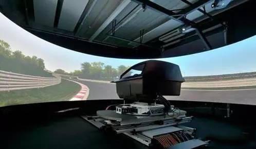 Dynamic simulation automobile Drive Simulator