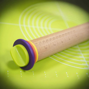 Solid Wood Rolling Pin, Wooden Pasta and Dumpling Skin Tool, Essential Kitchen Tool for Dough Baking