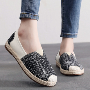 Old Beijing cloth shoes ladies one pedal shoes breathable soft bottom 2024 autumn new fisherman shoes flat women's shoes wholesale