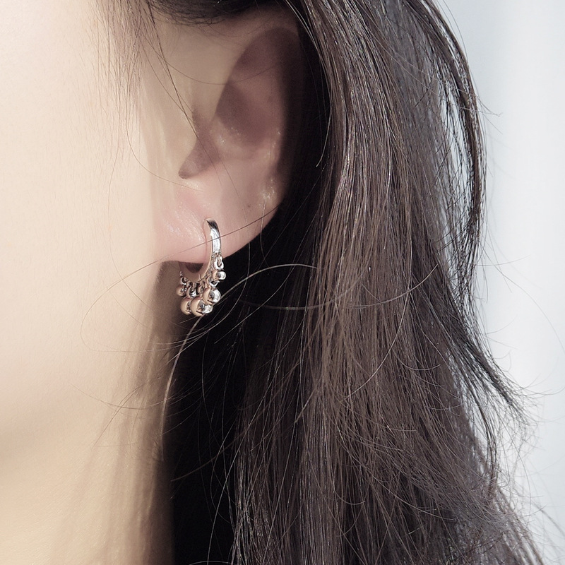 Fashionable cute round beads