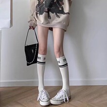С���mŮ�ļ�������ĸ�l�y�LͲ�mins���W�t��ڰ��@�ݴ��Ｐϥ�m