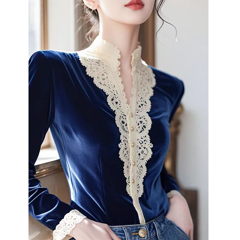 올해의 폭발 블루 레이스 벨벳 셔츠 여성의 2024 겨울 프랑스 독특한 아름다운 내베이스 탑