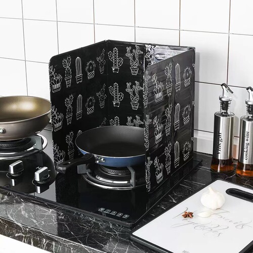Oil Splash Guard for Kitchen Stove, Home Use, Cooking Fryer Splash Barrier, Waterproof and Heat Insulating Plate