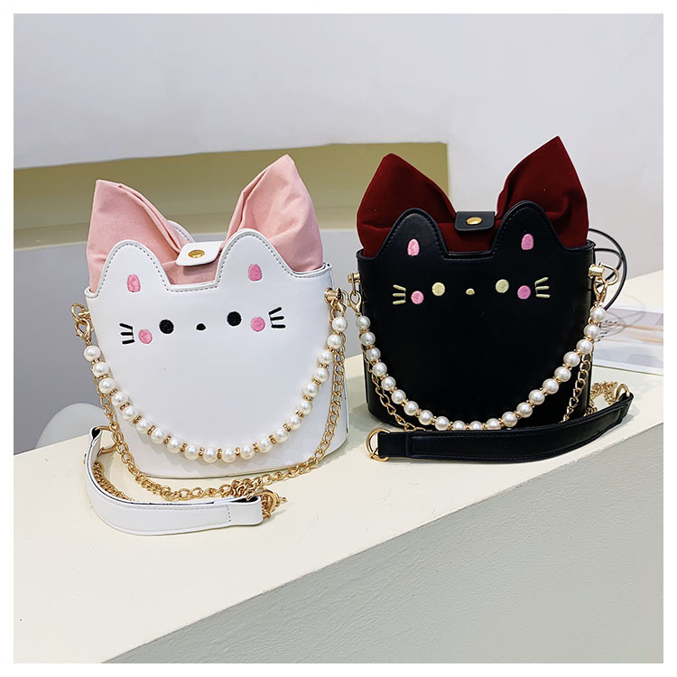 Women's Small Pu Leather Cat Cute Streetwear Pearls Bucket Magnetic Buckle Crossbody Bag display picture 1