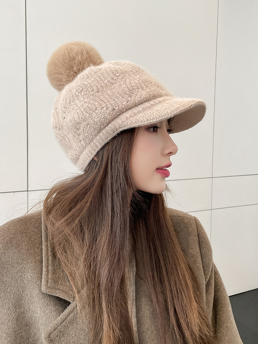 Herbst und Winter Samt Kaninchenfell Damen Baseballmütze Textur Pailletten Wollknäuel Gestrickte Entenschnabelmütze Trend Warme Mütze Garnmütze_voghion.com