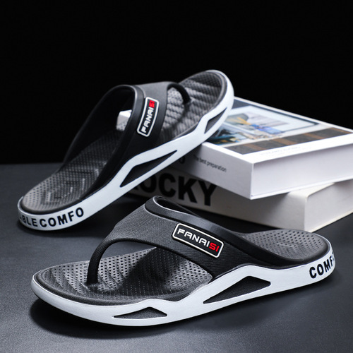 Slippers Men's Thong Summer Outdoor Slippers Foot Wedge Couple Hong Kong Style Casual Rubber Beach Shoes Trend Wholesale 