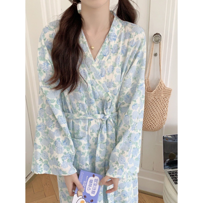 Real Shot of 2025 Korean Ins Pajamas for Women, Autum Simple Floral Pajamas, New Bathrobes, Home Clothes Wholesale