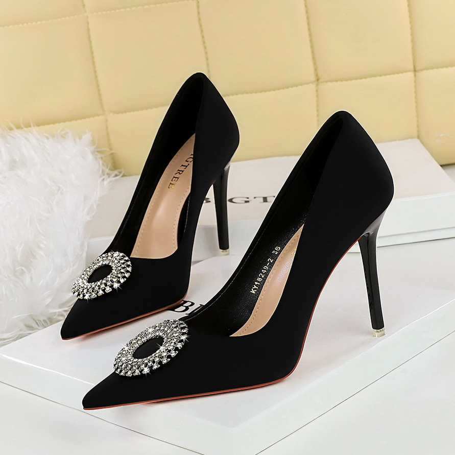 18249-K62 European And American Fashion Party Pointed Toe Stiletto Shallow Mouth Satin Rhinestone Ultra High Heels_voghion.com