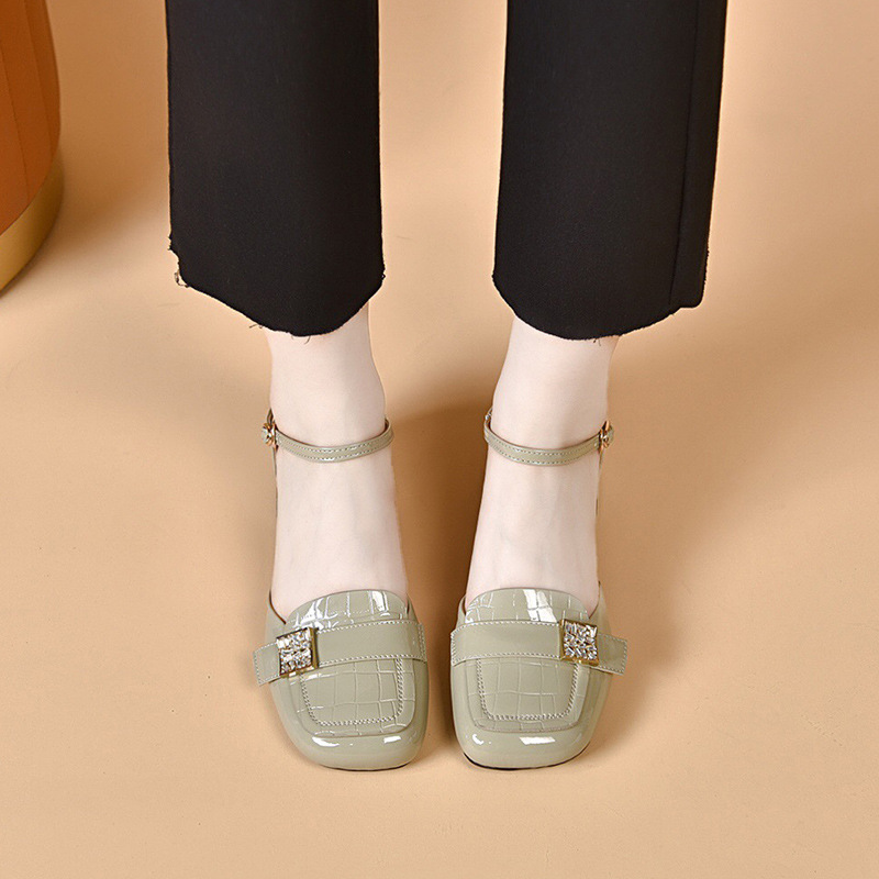 Màu Kaki
