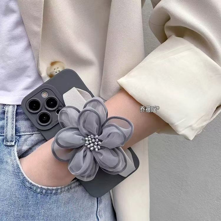 Pulsera de flor de gasa gris de viento frío para estuche para teléfono móvil 16ProMax iphone14 Apple 15 diagonal 13 premium
