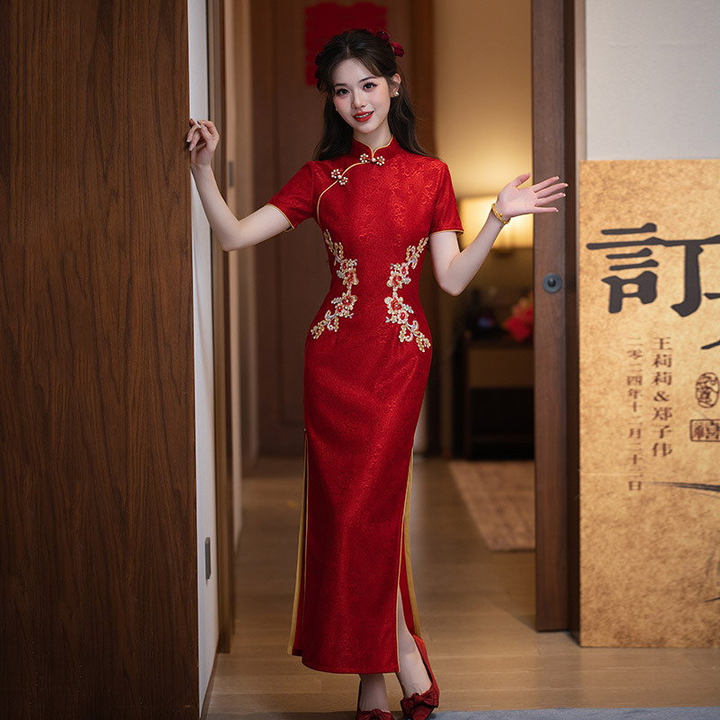 Embroidered Red Traditional Chinese Style Long Modified Qipao for Women, High-End Bridal Toast Dress, Engagement and Homecoming Gown Embroidered Red Traditional Chinese Style Long Modified Qipao for Women, High-End Bridal Toast Dress, Engagement and Homecoming Gown