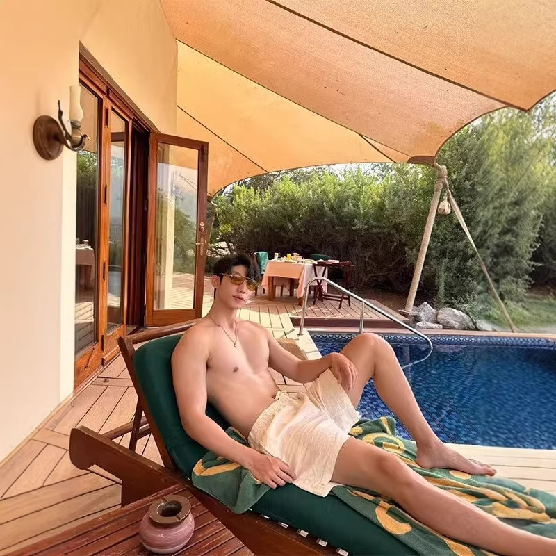Old Money Style Men's Faux Linen White Shorts, Summer Thin Style, Beach Vacation Style Pants, Relaxed and Lazy Beach Shorts