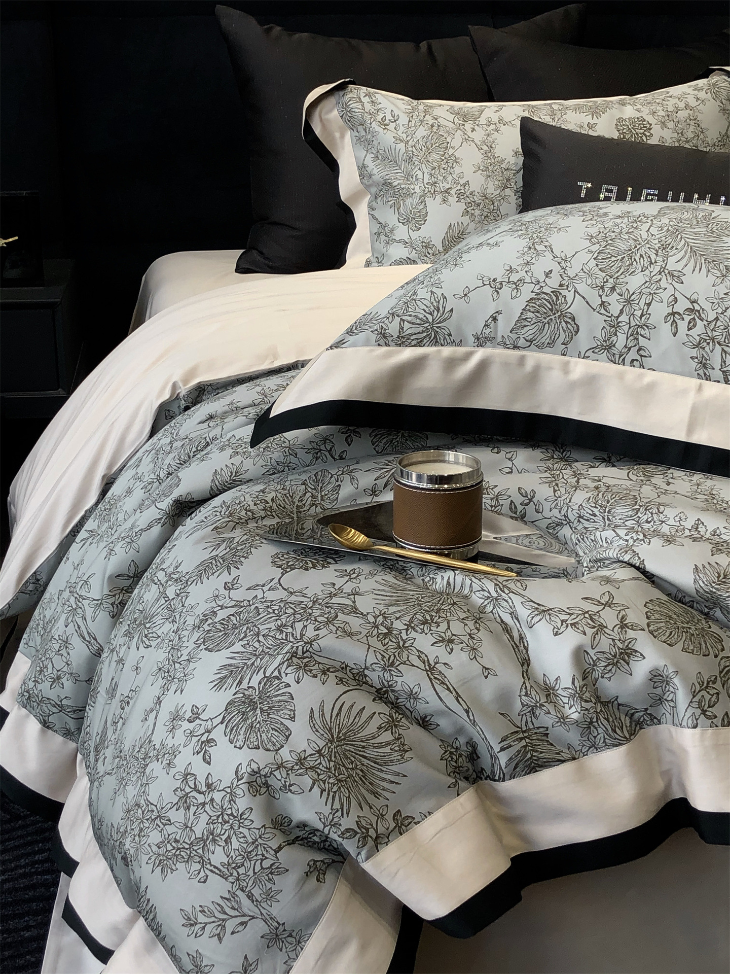 Completo letto matrimoniale vintage stile francese in cotone_voghion.com