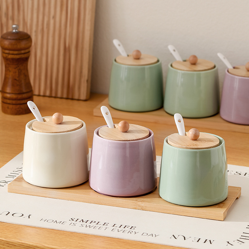 Nordic ceramic seasoning jar seasoning box set home kitchen seasoning bottle MSG salt jar chili seasoning jar with lid
