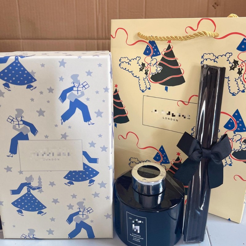 平替品香薰蜡烛英国梨蓝风铃烛台家用室内持久香氛小众生日伴手礼|undefined