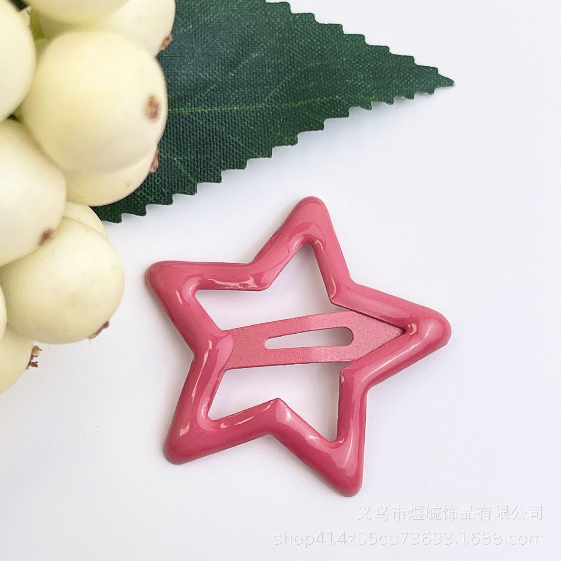 Colorful oil dripping star clip 3.2cm light watermelon red